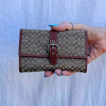 小物 vintagecoach BookPhoto signaturekeychain Vintage Coach Leather and Signature Jacquard Monogram Keychain