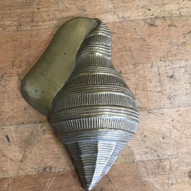 Brass Shell for Wall (Tacoma)