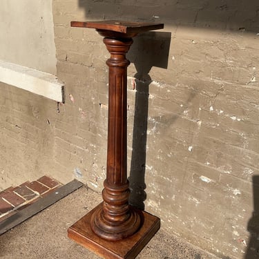 Mahogany Pedestal