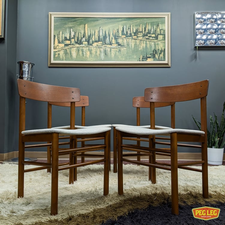 Set of 4 Danish Modern dining chairs by Børge Mogensen for Farstrup