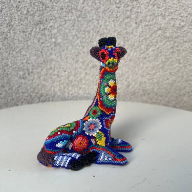 Vintage Huichol Mexico Seed Bead Folk Art Sitting Giraffe 4.5” Figuerine 