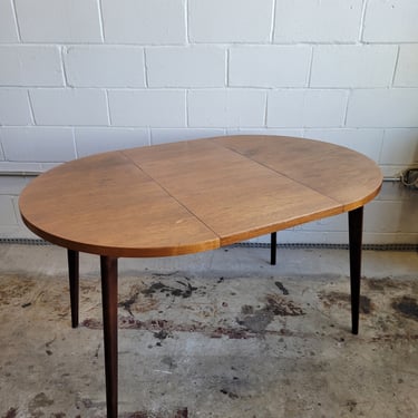 Mid Century Round Dining Table, With Extension Leaf