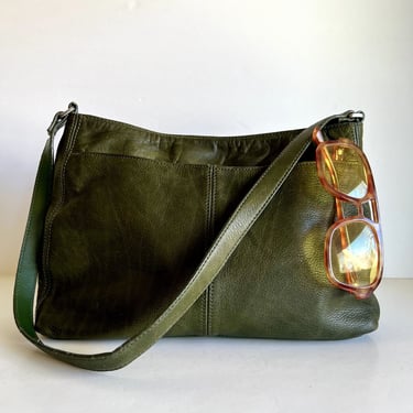 Vintage 90s Green Distressed Worn in Genuine Leather Medium Shoulder Bag 