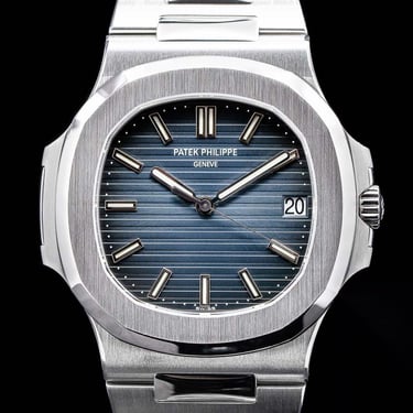 Patek Philippe Jumbo Nautilus 5711 Blue Dial SS Box and Papers - SOLD