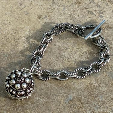 Carmen Beckmann ~ Vintage Mexico Sterling Silver Double Oval Link Toggle Bracelet with Ornate Decorated Globe / Ball Charm - 6 3/4 Inches 