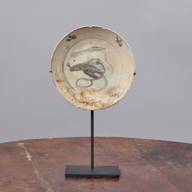 Shipwreck Late 18th/Early 19th Century Blue & Whitewashed Painted Shrimp Export Trade Saucer Mounted on Stand