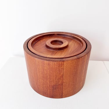 Vintage 1960s Ice Bucket / MCM Teak Wood Dansk Designs Barware Ice Holder / Jens Quistgaard 