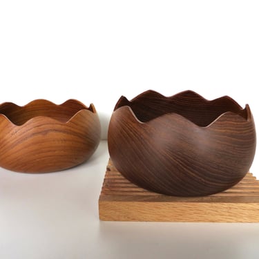 Vintage Sculptural Teak Bowls, Mcm Hand Turned Wooden Bowls With Scalloped Edge, Minimalist Wooden Interior Home Decor 