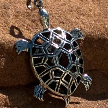 Vintage Sterling Silver Sea Turtle Shadowbox Pendant 