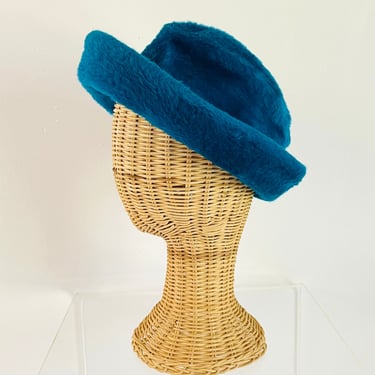 Vintage 1960s Mid Mod Hippie Blue Velvet Faux Fur Custom Duchess Italy Cap Bucket Hat 