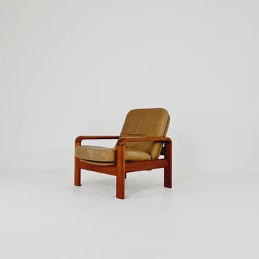 Mid Century Solid teak lounge chair/Easy chair by Dylrund, 1960s 