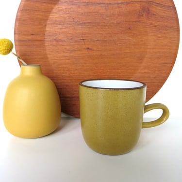 Vintage Heath Ceramics Studio Mug in Marigold Yellow, Edith Heath Low Handle Coffee Cup, Modernist Ceramics From Saulsalito 
