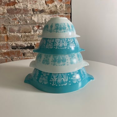 Pyrex Amish Butterprint Cinderella Bowl Set 