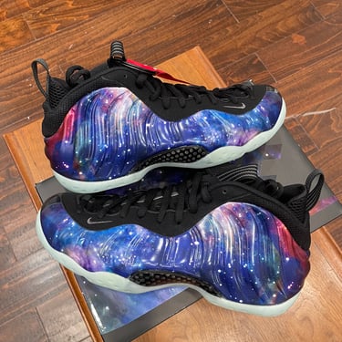 Brand New Nike Air Foamposite one Galaxy size 9.5