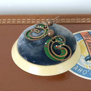 vintage 1960s MCM enamel statement earrings • abstract green swirls on copper dangle earrings 