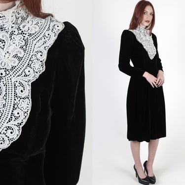 Vintage Gunne Sax Black Velvet Dress, Jessica McClintock Victorian Goth Crochet Detailed Dress Size 7 