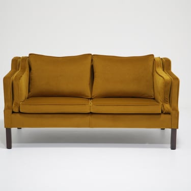 Vintage Danish Gold Velvet Two Seat Sofa, Borge Mogensen Style, 1960s.