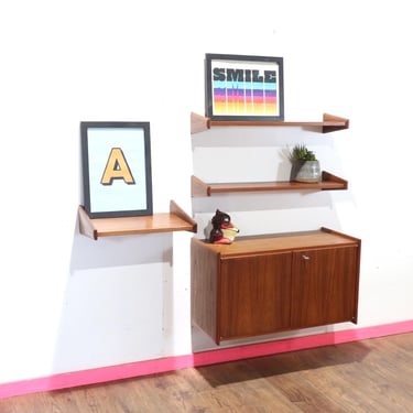 Mid Century Modern Teak Vintage Danish Style Hanging Wall System Bookcase Shelf Unit 