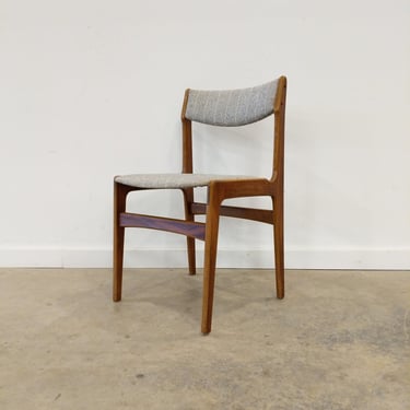Vintage Danish Mid Century Modern Chair - RE-UPHOLSTERY INCLUDED 
