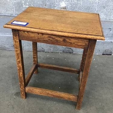 Oak Side Table (Seattle)