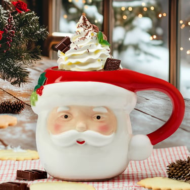 Holiday Magic Christmas Santa 3-D Mug 20 oz.