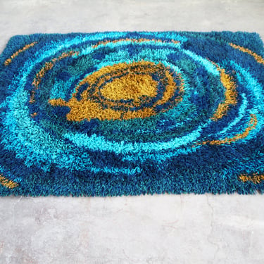 INCREDIBLE High Pile Shag Rug RYA rug, Swedish Scandinavian, Danish Modern 1960s 1970s MCM 2" pile, 4.5 x 6.5 feet! 