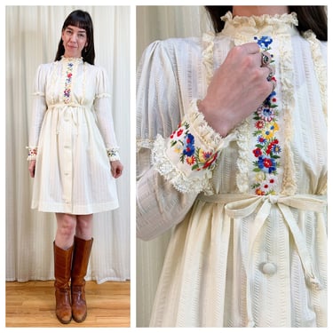 70s embroidered cream and lace button down dress 