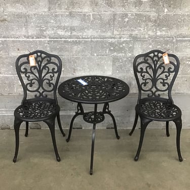 Cast Aluminum Patio Table & 2 Chairs (Seattle)