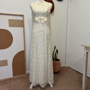 Vintage Handmade 1960s White Sparkle Lace Wedding Bow Sleeveless Dress 