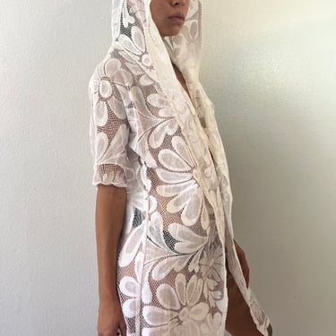 Vintage White Lace Flower Hooded Robe by VintageRosemond