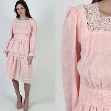 Vintage 70s CottageCore Prairie Dress Floral Lace Tiered Simple Thin Pale Pink Mini 