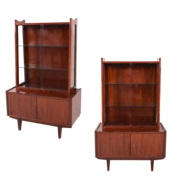 Mid Century Modern China Cabinet / BOOKCASE by Rajmund Halas for Jarocinska, Made in Poland, c. 1960’s. 
