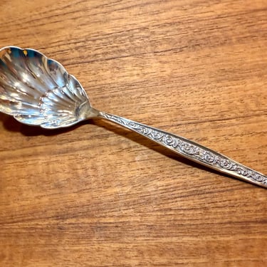 Vintage Sterling Reed & Barton Renaissance Scroll Berry Spoon 6.5” Sterling Silver 1.3 troy oz 