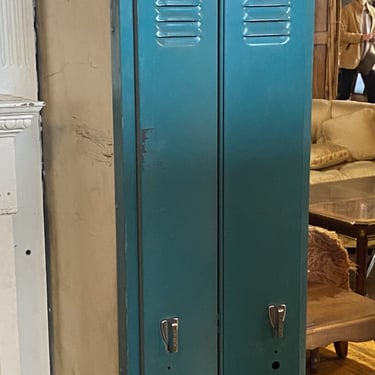 Teal 4 Compartment Locker