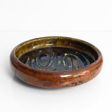 Carl-Harry Stalhane large sculpted bowl, Rorstrand Studio, Sweden