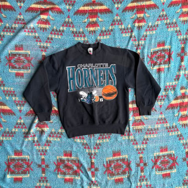 Vintage 1990s Charlotte Hornets Logo 7 Sweatshirt 