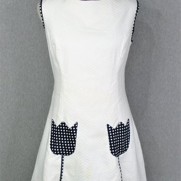 1970s - Pickleball Dress - Tennis Dress - Golf Dress - Tulip - by Dress de Ville - Marked size 12 