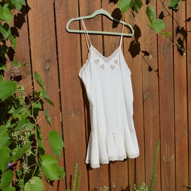 white cotton 30s cotton lace heart inlay chemise 