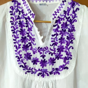 Gorgeous Vintage 70s White Boho Blouse with Purple Floral Soutache Embroidery 