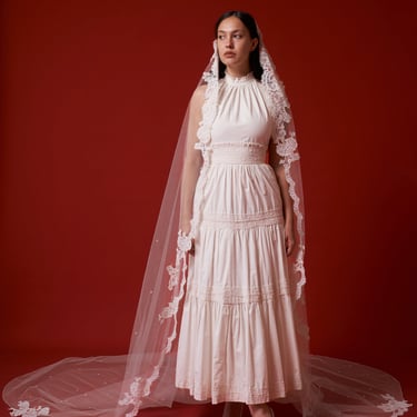 Lace Cathedral Mantilla