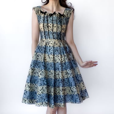 1950s Blue Floral Velvet Dress, sz. M