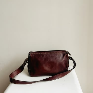 Auburn Rectangular Leather Shoulder Bag