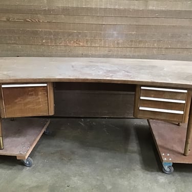 MCM Desk (Tacoma)