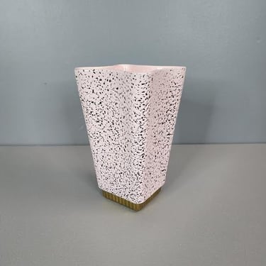 Large Shawnee Pink Planter (Multiples Available) 