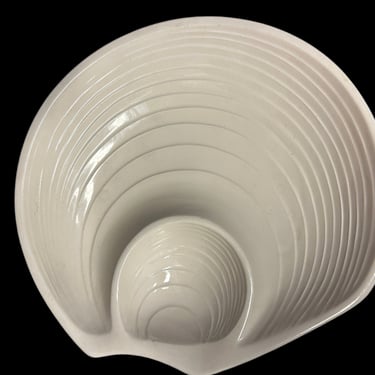 Ceramic Shell Chips and Dip Dish