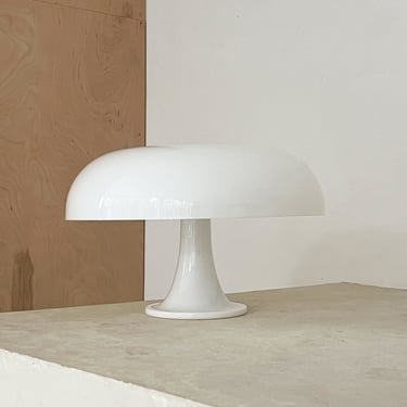 White Large Nesso Table Lamp by  Giancarlo Mattioli for Artemide, Italy
