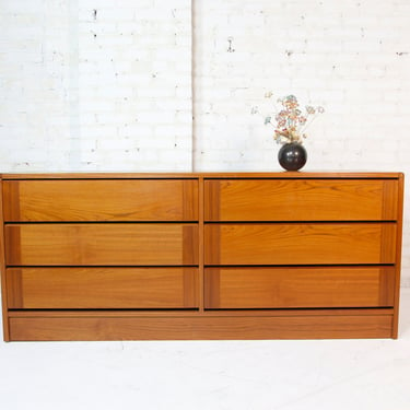 Vintage mcm 6 drawer teak dresser by domino furniture denmark | Free delivery in NYC and Hudson Valley areas 