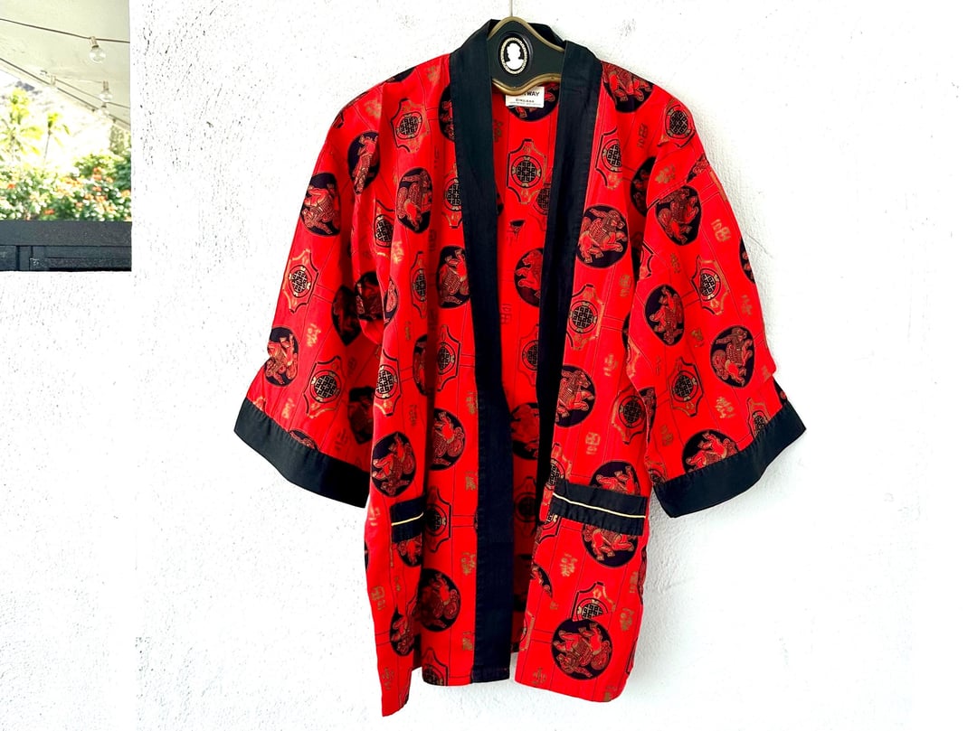 Vintage 50s Asian Red Dragon Robe Kimono 1950s Asian Cardigan | Chic ...