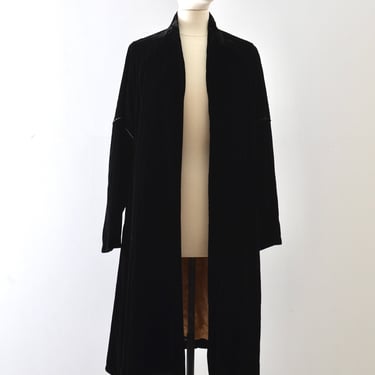 Vintage 1950s Black Velvet Coat