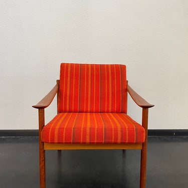 Peter Hvidt Danish Modern Lounge Chair 